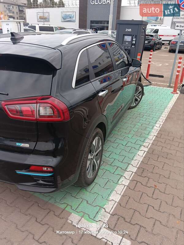 Позашляховик / Кросовер Kia Niro 2020 в Житомирі фото 4 Позашляховик / Кросовер Kia Niro 2020 в Житомирі