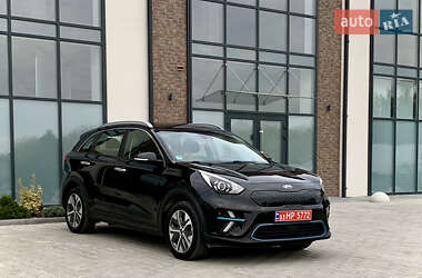Позашляховик / Кросовер Kia Niro 2021 в 