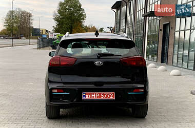 Позашляховик / Кросовер Kia Niro 2021 в 