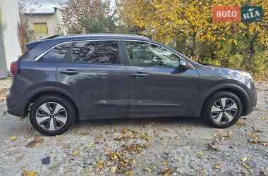 Позашляховик / Кросовер Kia Niro 2019 в 