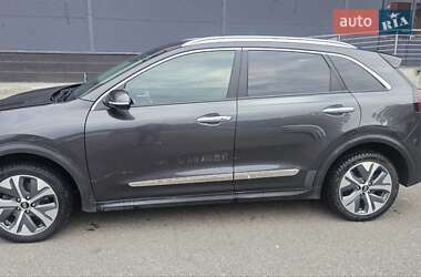 Внедорожник / Кроссовер Kia Niro 2021 в 