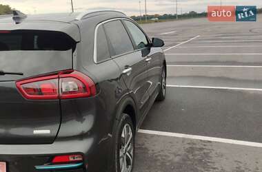 Внедорожник / Кроссовер Kia Niro 2019 в 