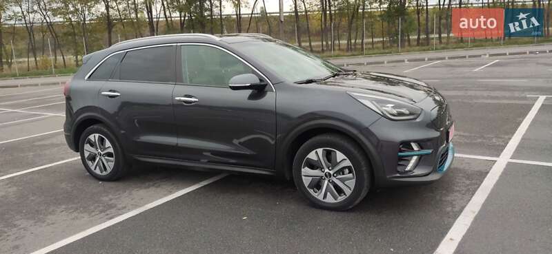 Позашляховик / Кросовер Kia Niro 2019 в Дніпрі фото 10 Позашляховик / Кросовер Kia Niro 2019 в Дніпрі