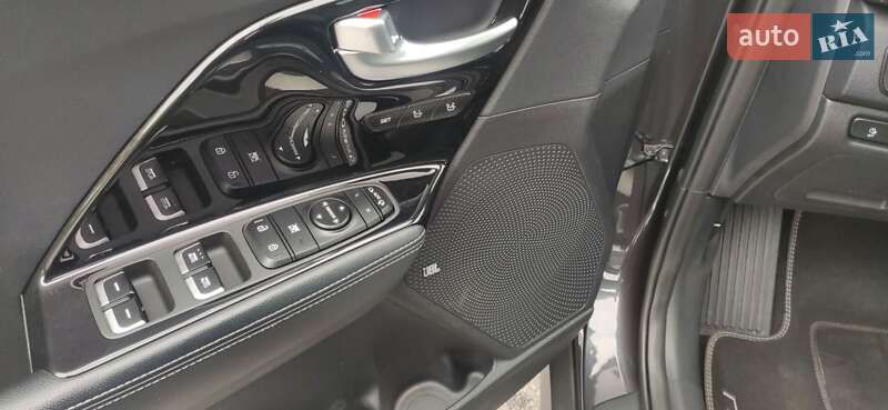 Позашляховик / Кросовер Kia Niro 2019 в Дніпрі фото 21 Позашляховик / Кросовер Kia Niro 2019 в Дніпрі