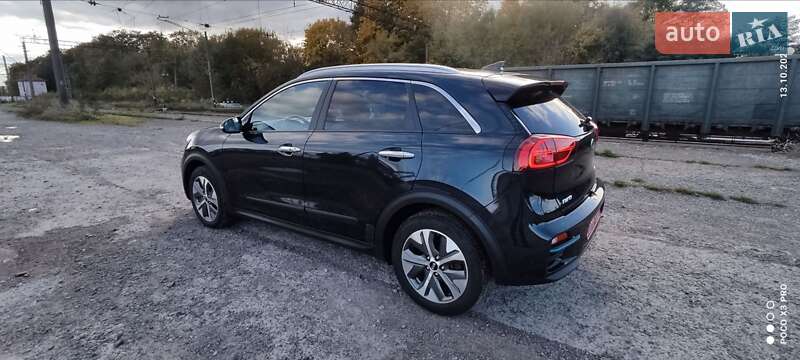 Позашляховик / Кросовер Kia Niro 2020 в Городку