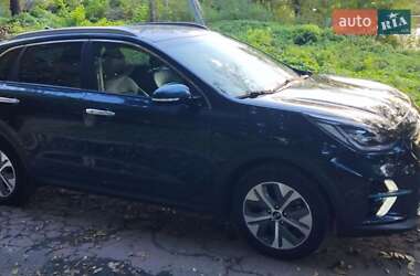 Внедорожник / Кроссовер Kia Niro 2020 в 