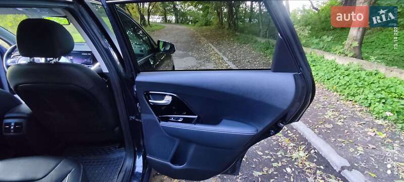 Позашляховик / Кросовер Kia Niro 2020 в Городку