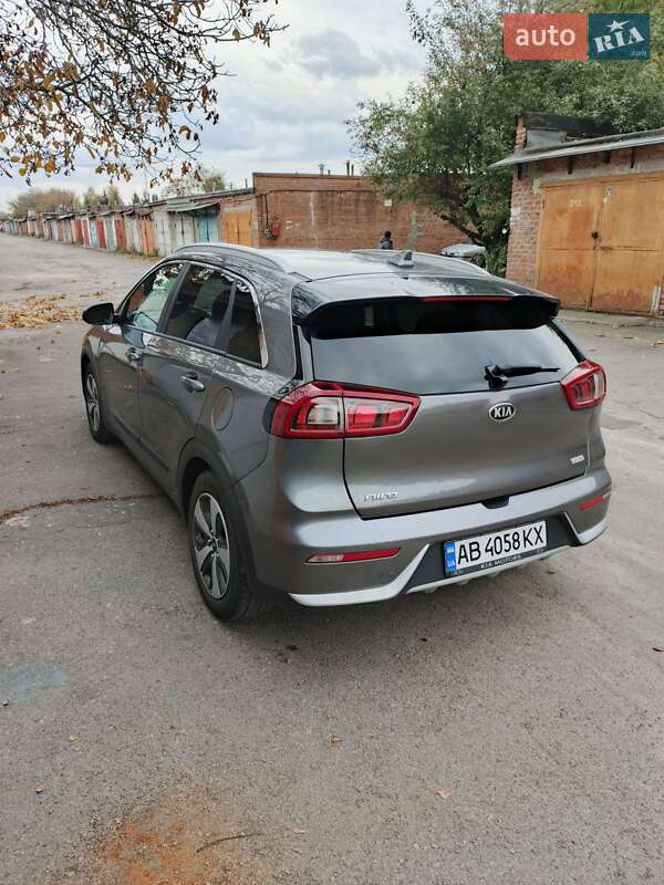 Внедорожник / Кроссовер Kia Niro 2017 в Виннице фото 9 Внедорожник / Кроссовер Kia Niro 2017 в Виннице