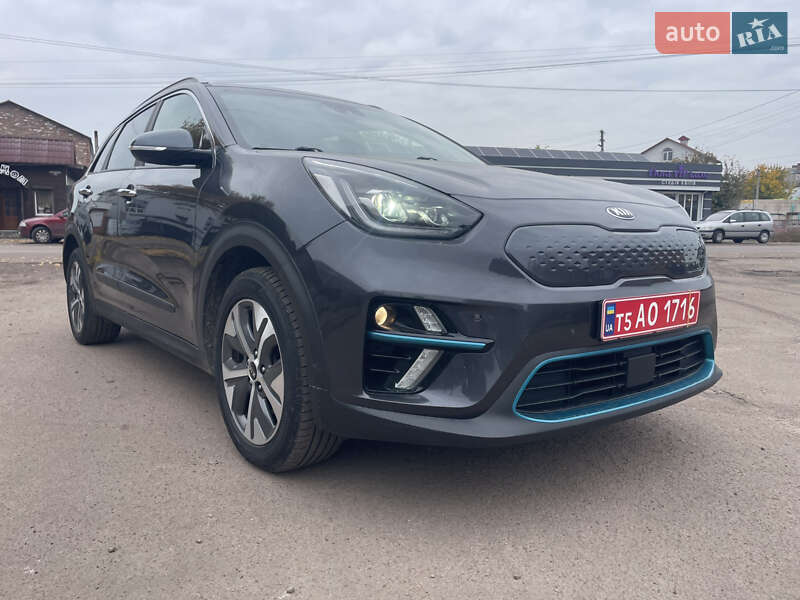 Внедорожник / Кроссовер Kia Niro 2021 в Бахмаче фото 5 Внедорожник / Кроссовер Kia Niro 2021 в Бахмаче