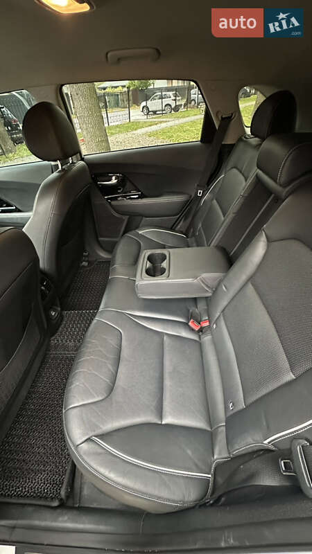 Внедорожник / Кроссовер Kia Niro 2020 в Ирпене