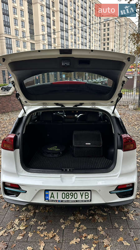 Внедорожник / Кроссовер Kia Niro 2020 в Ирпене