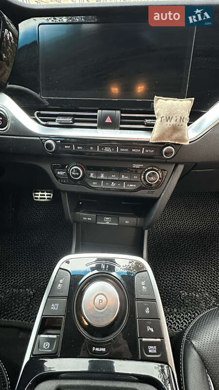 Внедорожник / Кроссовер Kia Niro 2020 в Ирпене