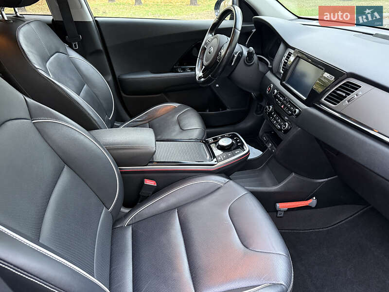 Внедорожник / Кроссовер Kia Niro 2020 в Кривом Роге
