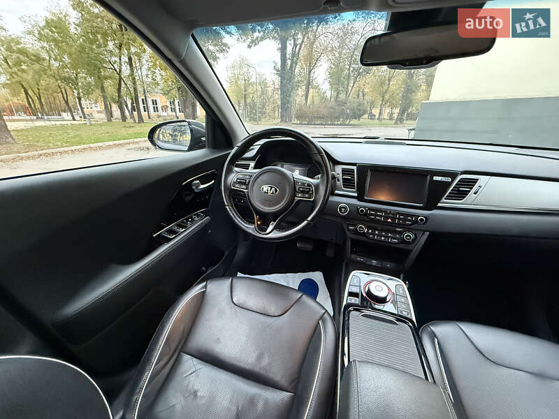 Внедорожник / Кроссовер Kia Niro 2020 в Кривом Роге