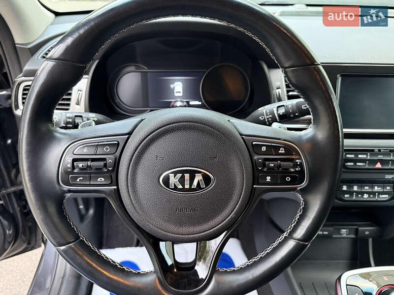 Внедорожник / Кроссовер Kia Niro 2020 в Кривом Роге