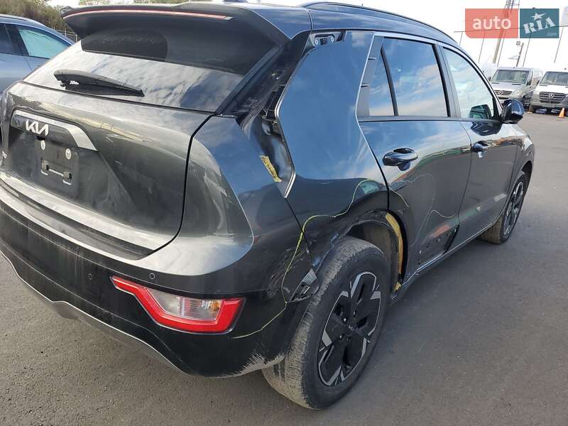 Позашляховик / Кросовер Kia Niro 2023 в Львові