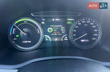 Позашляховик / Кросовер Kia Niro 2018 в  фото 29 Позашляховик / Кросовер Kia Niro 2018 в