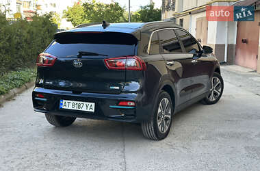 Позашляховик / Кросовер Kia Niro 2019 в 