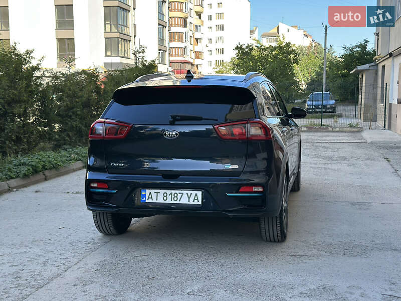 Позашляховик / Кросовер Kia Niro 2019 в Івано-Франківську