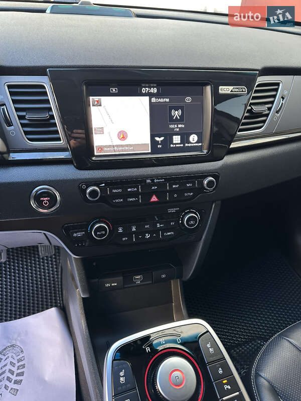 Позашляховик / Кросовер Kia Niro 2019 в Івано-Франківську
