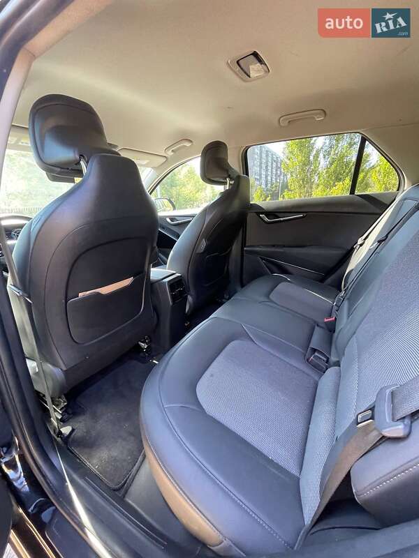 Внедорожник / Кроссовер Kia Niro 2024 в Каменском