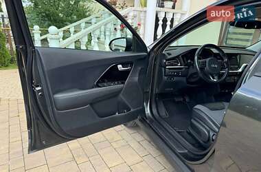 Внедорожник / Кроссовер Kia Niro 2021 в 