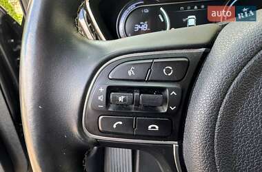 Внедорожник / Кроссовер Kia Niro 2021 в 