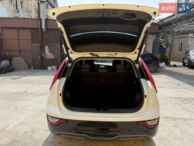 Позашляховик / Кросовер Kia Niro 2023 в Умані