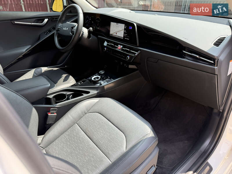 Позашляховик / Кросовер Kia Niro 2023 в Умані