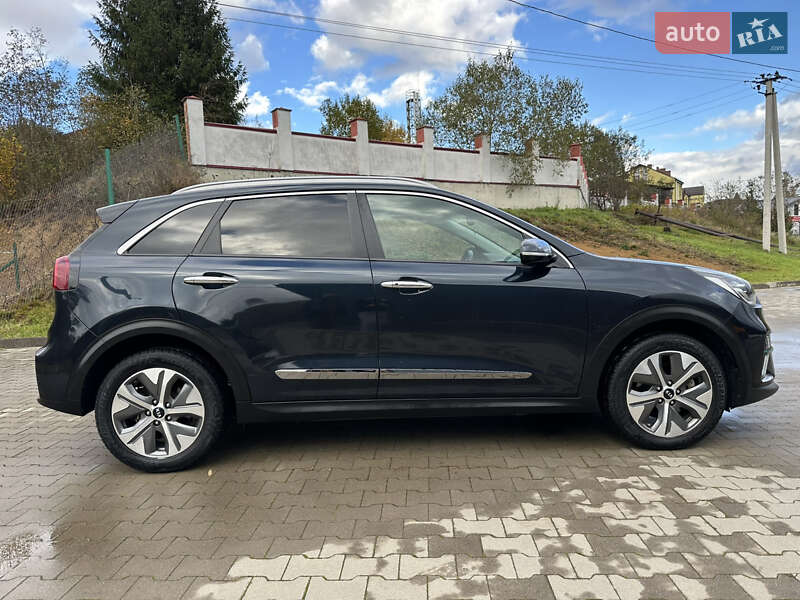 Внедорожник / Кроссовер Kia Niro 2019 в Львове