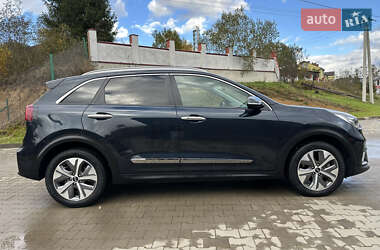 Внедорожник / Кроссовер Kia Niro 2019 в 