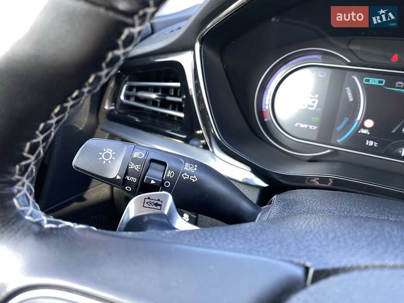 Позашляховик / Кросовер Kia Niro 2020 в Львові фото 29 Позашляховик / Кросовер Kia Niro 2020 в Львові