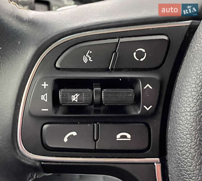 Внедорожник / Кроссовер Kia Niro 2020 в Львове