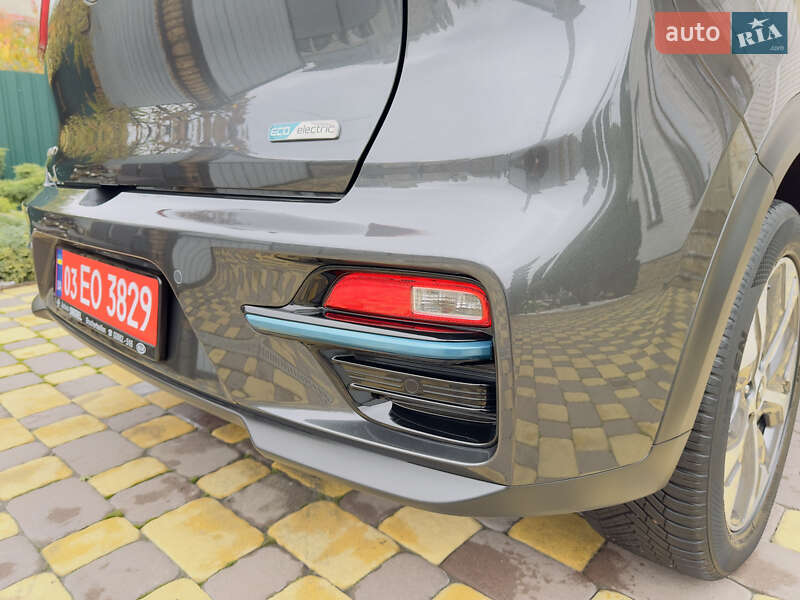 Позашляховик / Кросовер Kia Niro 2021 в Козятині