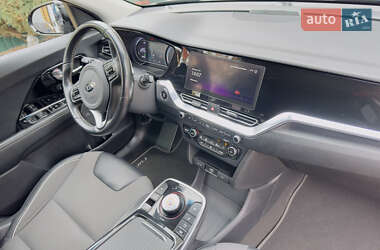 Внедорожник / Кроссовер Kia Niro 2021 в 