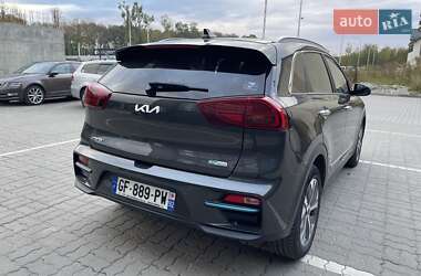 Внедорожник / Кроссовер Kia Niro 2022 в 