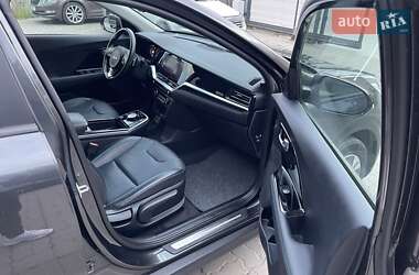 Внедорожник / Кроссовер Kia Niro 2022 в 