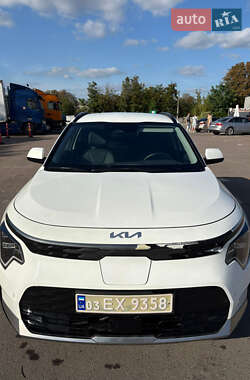 Позашляховик / Кросовер Kia Niro 2023 в 