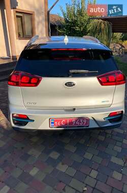 Внедорожник / Кроссовер Kia Niro 2019 в 