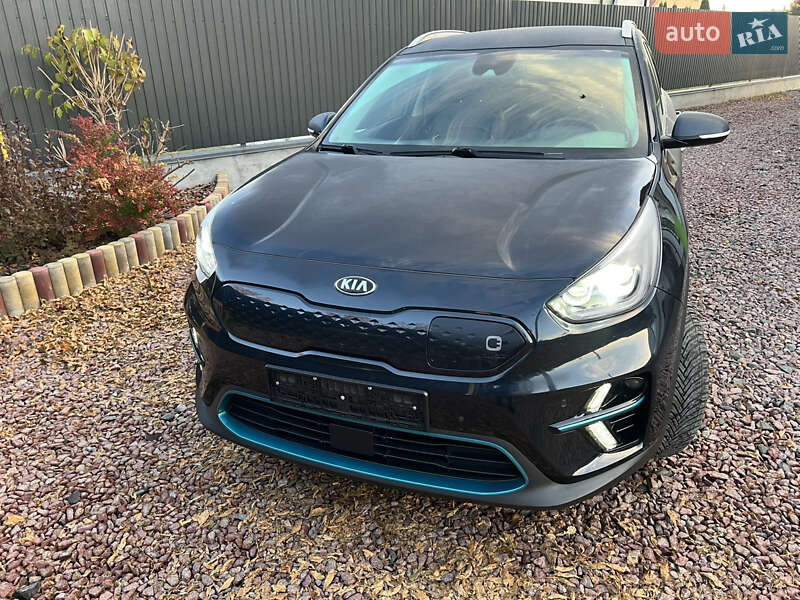 Внедорожник / Кроссовер Kia Niro 2020 в Львове фото 8 Внедорожник / Кроссовер Kia Niro 2020 в Львове