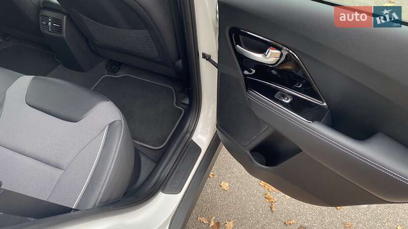 Внедорожник / Кроссовер Kia Niro 2021 в Киеве фото 35 Внедорожник / Кроссовер Kia Niro 2021 в Киеве