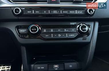Внедорожник / Кроссовер Kia Niro 2021 в 