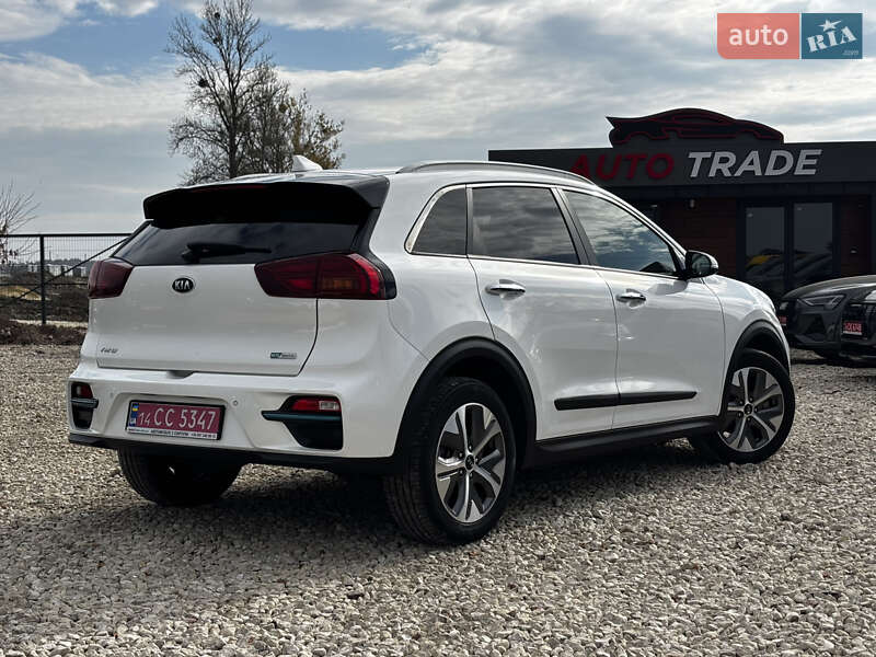 Позашляховик / Кросовер Kia Niro 2020 в Львові фото 13 Позашляховик / Кросовер Kia Niro 2020 в Львові