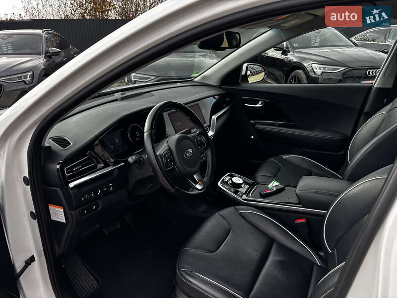 Позашляховик / Кросовер Kia Niro 2020 в Львові фото 19 Позашляховик / Кросовер Kia Niro 2020 в Львові
