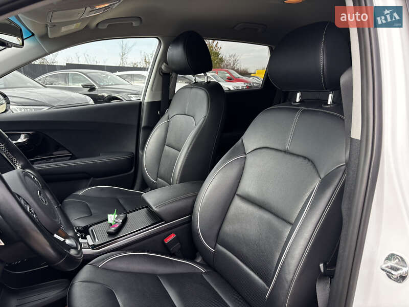 Позашляховик / Кросовер Kia Niro 2020 в Львові фото 25 Позашляховик / Кросовер Kia Niro 2020 в Львові