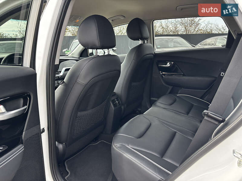 Позашляховик / Кросовер Kia Niro 2020 в Львові фото 35 Позашляховик / Кросовер Kia Niro 2020 в Львові