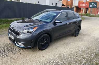 Внедорожник / Кроссовер Kia Niro 2018 в Ужгороде
