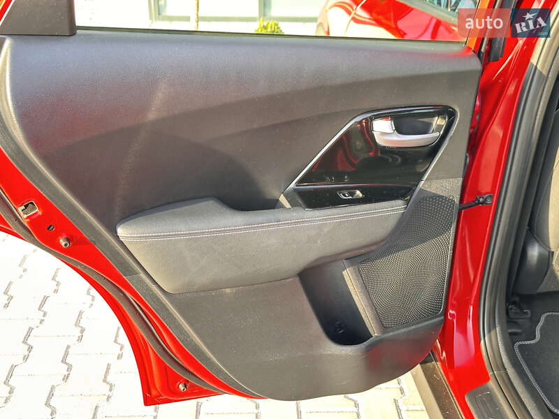 Позашляховик / Кросовер Kia Niro 2020 в Тернополі фото 50 Позашляховик / Кросовер Kia Niro 2020 в Тернополі