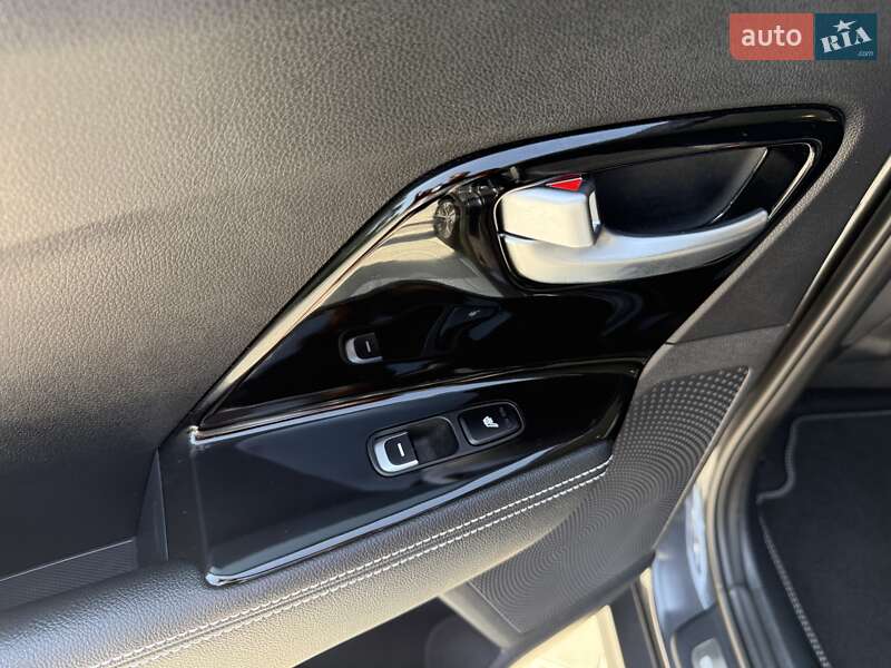 Позашляховик / Кросовер Kia Niro 2020 в Львові фото 21 Позашляховик / Кросовер Kia Niro 2020 в Львові