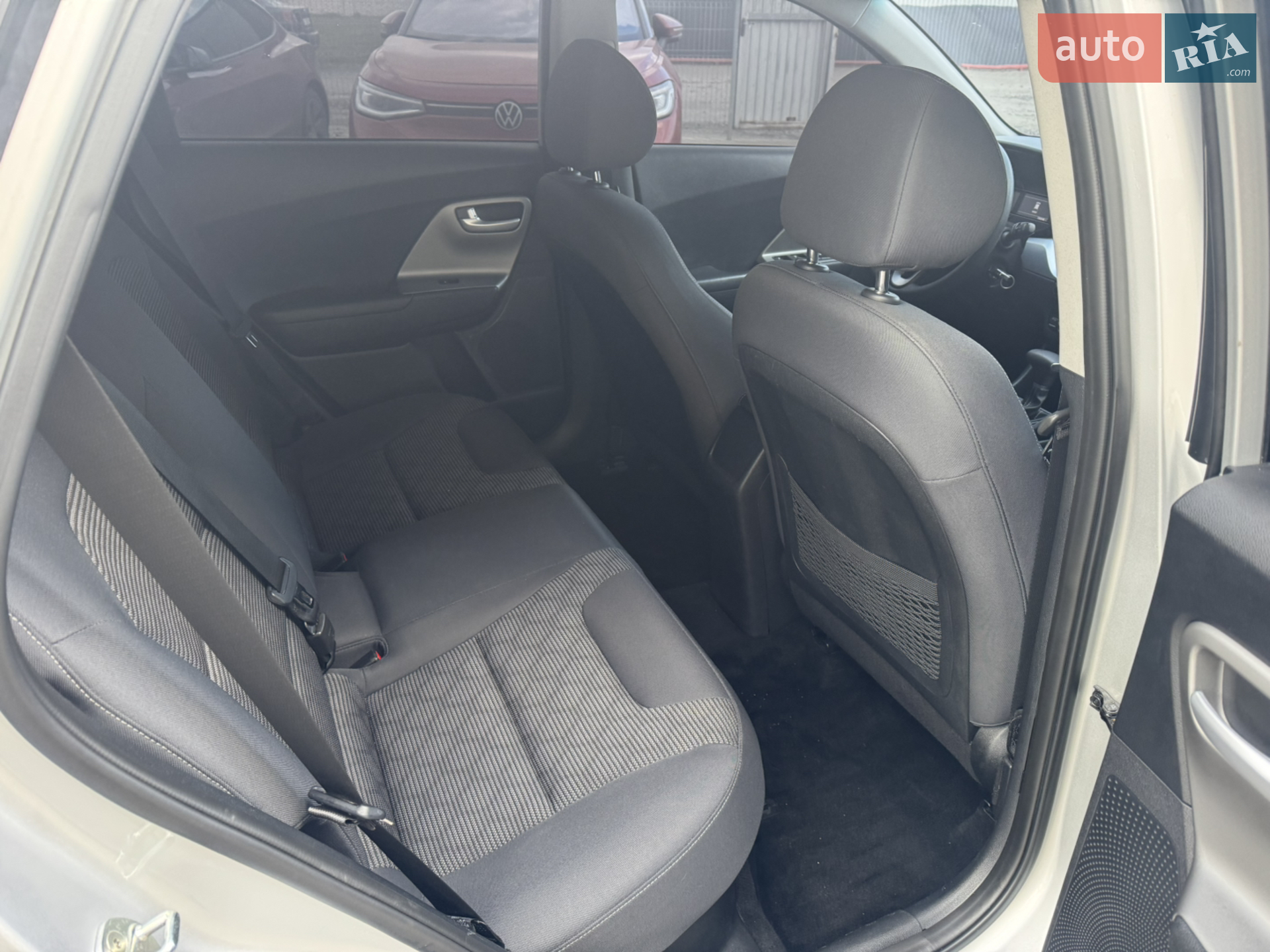 2020 Kia Niro - мініатюра 28
